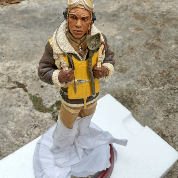 Signed Thomas Blackshear Ebony visions, The Tuskegee Airman - Picture 1 of 8